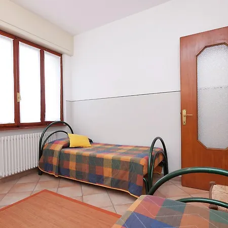Stunning In Sant'abbondio With Balcony Apartment San Siro (Lombardy)